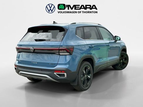 New 2025 Volkswagen Taos SEL image 5