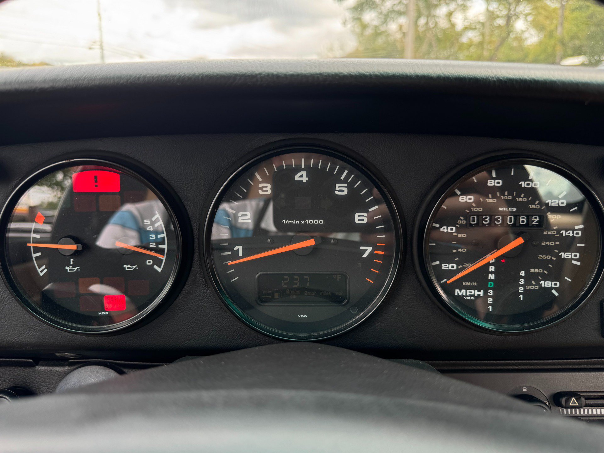 Used 1997 Porsche 911 Carrera RWD image 43