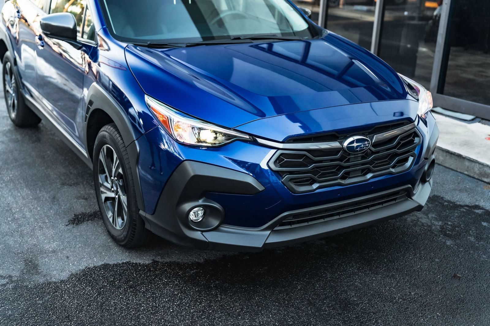 Used 2025 Subaru Crosstrek 2.5i Premium AWD/4WD image 4