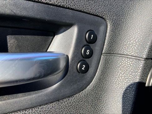 Used 2023 Chrysler 300 S w/ Comfort Group image 29