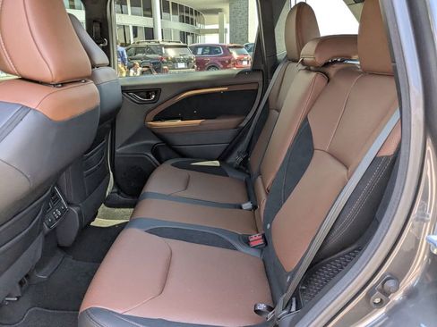 New 2026 Subaru Forester Touring AWD/4WD image 13