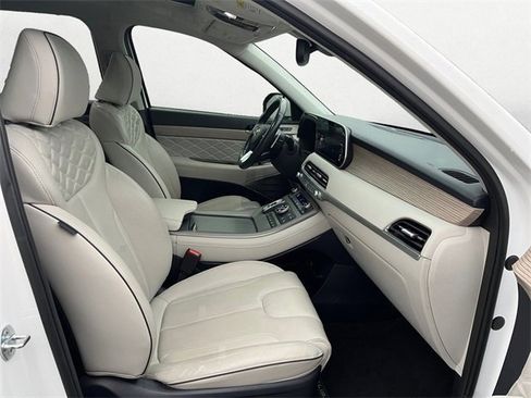 Used 2022 Hyundai Palisade Calligraphy image 16