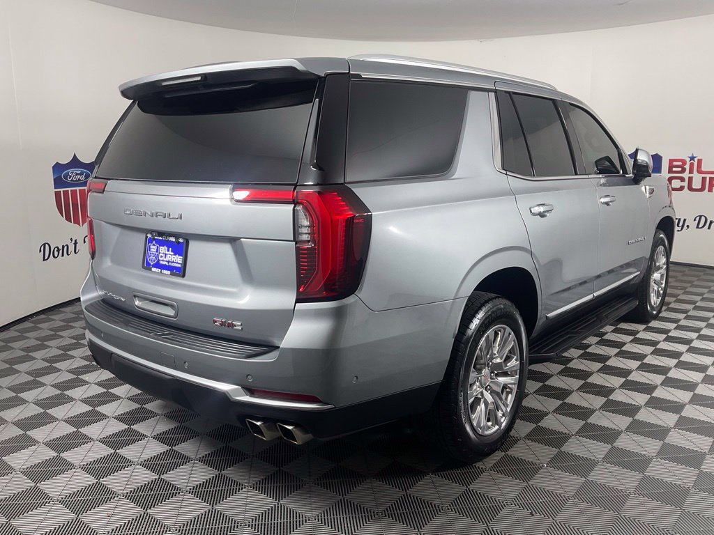 Used 2025 GMC Yukon Denali AWD/4WD image 3