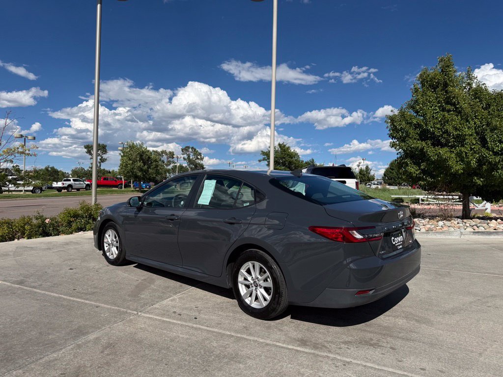 Used 2026 Toyota Camry LE FWD image 5