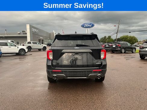 Certified 2022 Ford Explorer XLT w/ Equipment Group 202A AWD/4WD image 6