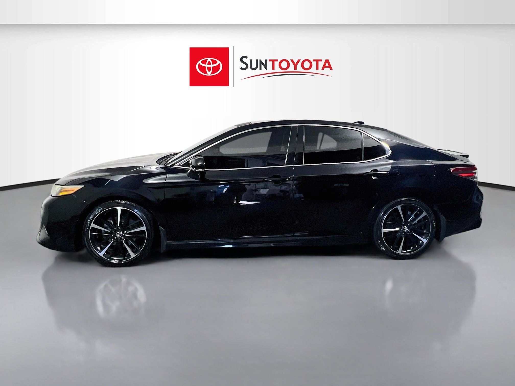 Used 2019 Toyota Camry XSE w/ Driver Assist Package FWD image 7