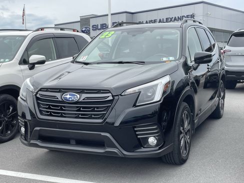 Certified 2023 Subaru Forester Limited AWD/4WD image 9
