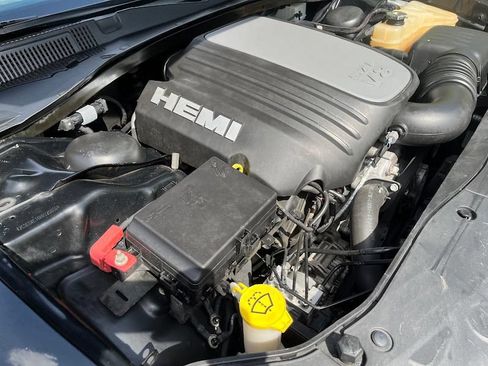 Used 2017 Dodge Charger R/T RWD image 28