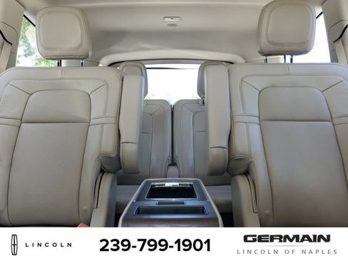 Certified 2022 Lincoln Aviator Reserve AWD/4WD image 32