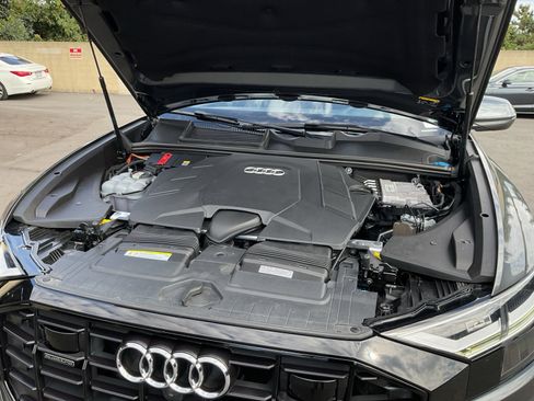 Used 2020 Audi Q8 Premium Plus w/ Premium Plus Package image 24