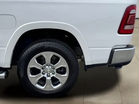 Used 2019 RAM 1500 Laramie AWD/4WD image 42