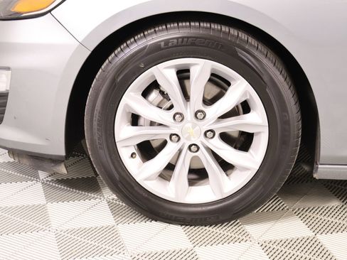 Used 2024 Chevrolet Malibu LT FWD image 17