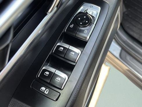 Used 2020 Kia Telluride EX w/ EX Premium Package AWD/4WD image 12