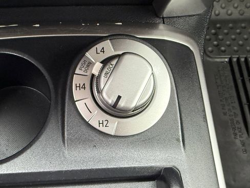 Used 2019 Toyota 4Runner SR5 image 10