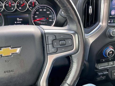Used 2021 Chevrolet Silverado 2500 LT w/ Convenience Package image 24