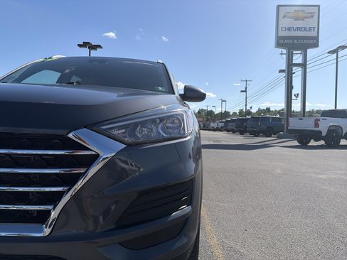 Used 2019 Hyundai Tucson Value AWD/4WD image 10