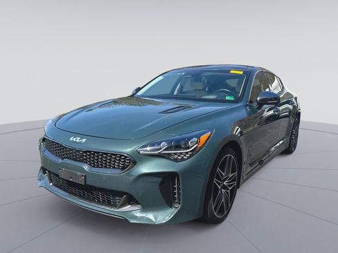 Used 2023 Kia Stinger GT2 AWD/4WD image 5