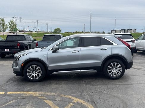 Used 2023 Cadillac XT4 Premium Luxury w/ Cold Weather Package AWD/4WD image 8