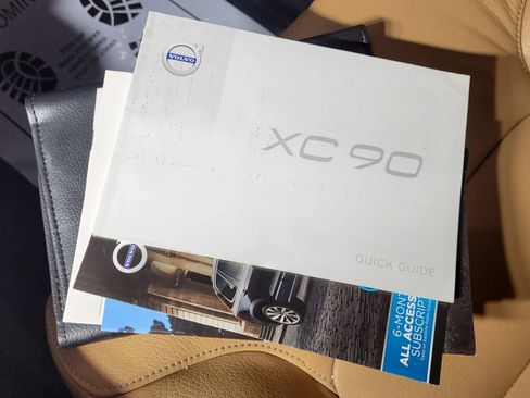 Used 2016 Volvo XC90 T6 Momentum w/ Momentum Plus Package image 53