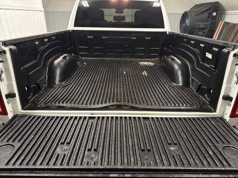 Used 2024 RAM 2500 Big Horn AWD/4WD image 10