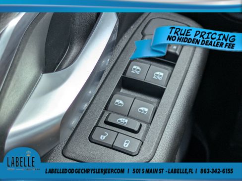 Used 2025 RAM 1500 Big Horn AWD/4WD image 23