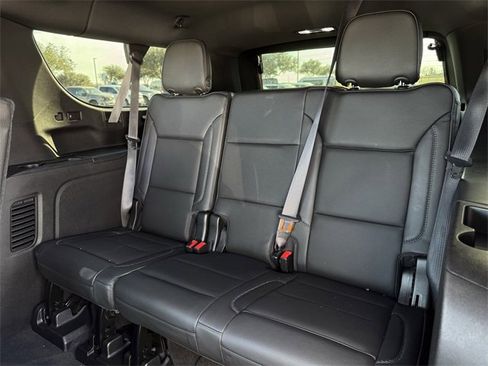 Used 2021 GMC Yukon XL Denali w/ Denali Ultimate Package image 30