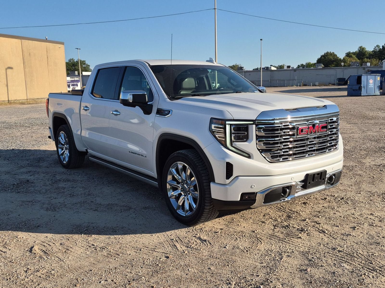 Used 2023 GMC Sierra 1500 Denali AWD/4WD image 8