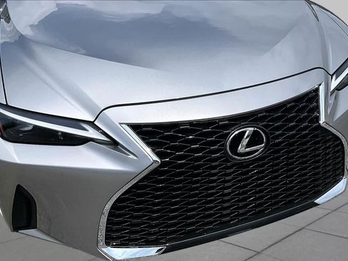 Used 2021 Lexus IS 300 w/ Accessory Package RWD image 33
