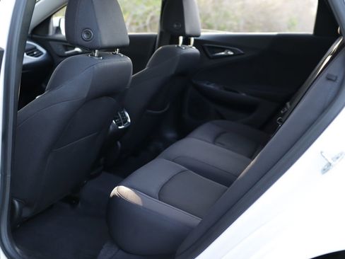 Used 2023 Chevrolet Malibu LT FWD image 24