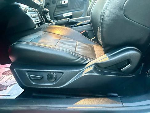 Used 2020 Ford Mustang Premium RWD image 22