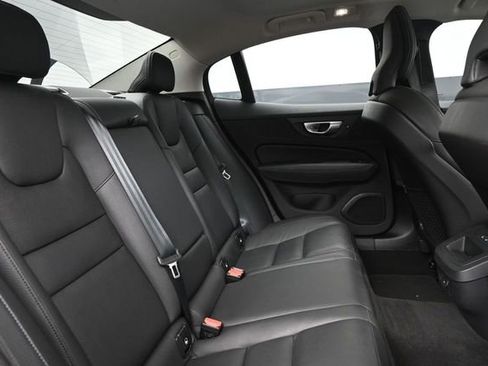 Used 2025 Volvo S60 B5 Plus FWD image 30