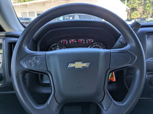 Used 2019 Chevrolet Silverado 1500 Custom w/ Custom Convenience Package image 15