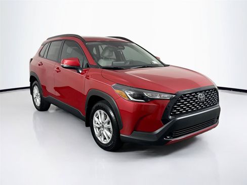 Used 2024 Toyota Corolla Cross LE FWD image 9