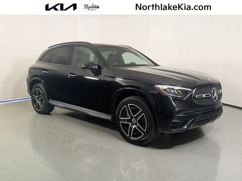 Used 2023 Mercedes-Benz GLC 300 image 1