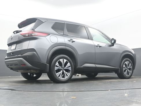 Certified 2023 Nissan Rogue SV image 29