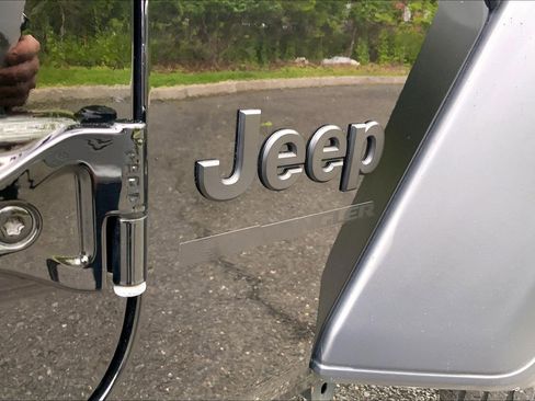 Certified 2024 Jeep Wrangler Unlimited Sport AWD/4WD image 26