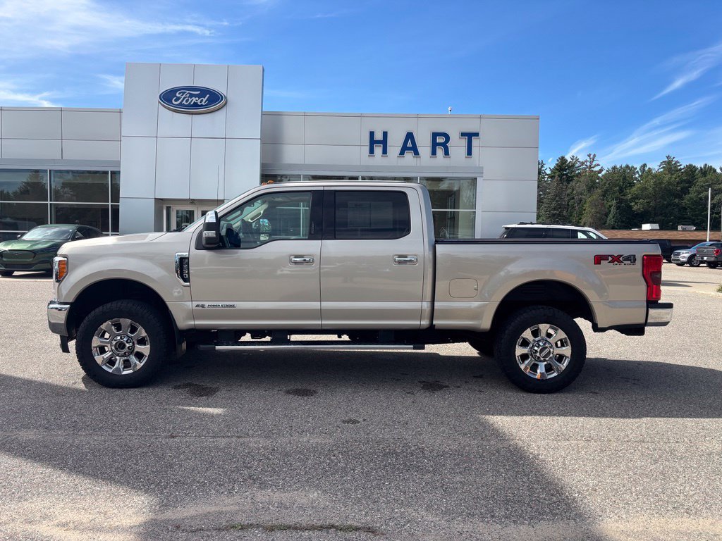 Used 2017 Ford F350 Lariat w/ Lariat Ultimate Package AWD/4WD image 6