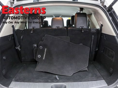 Used 2023 Nissan Pathfinder SL image 9