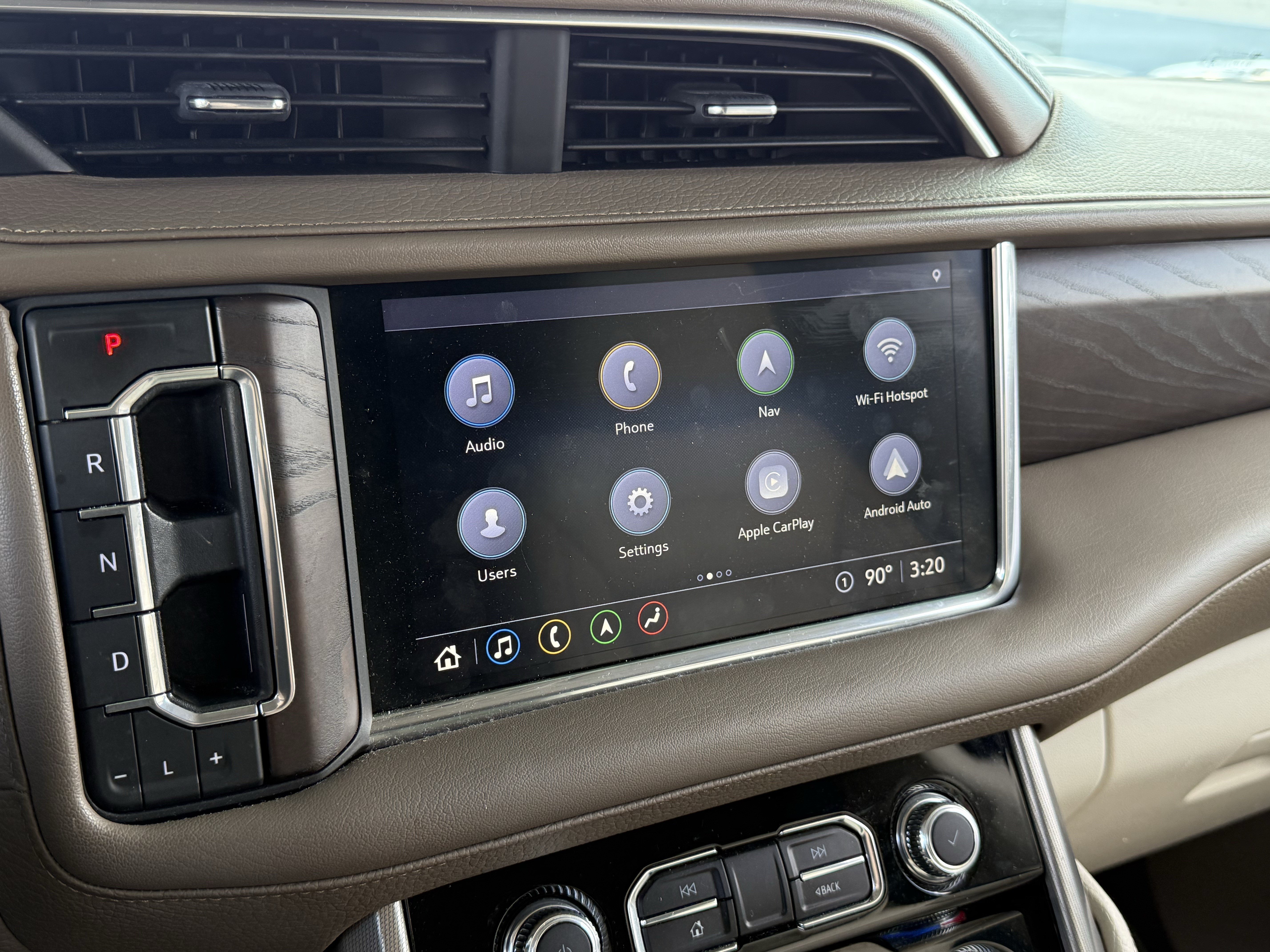 Used 2021 GMC Yukon Denali w/ Denali Premium Package RWD image 16