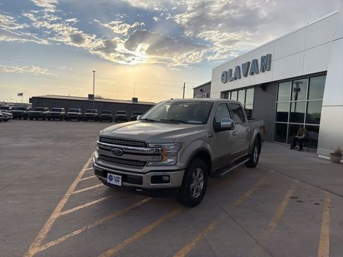 Used 2018 Ford F150 Lariat image 3