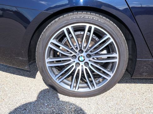 Used 2017 BMW 530i xDrive AWD/4WD image 34