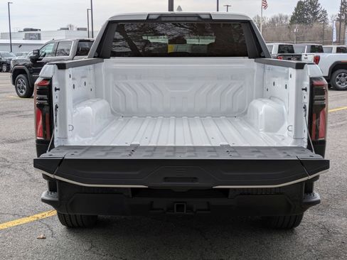 New 2026 GMC Sierra EV Elevation w/ LPO, Elevation Dark Package image 34