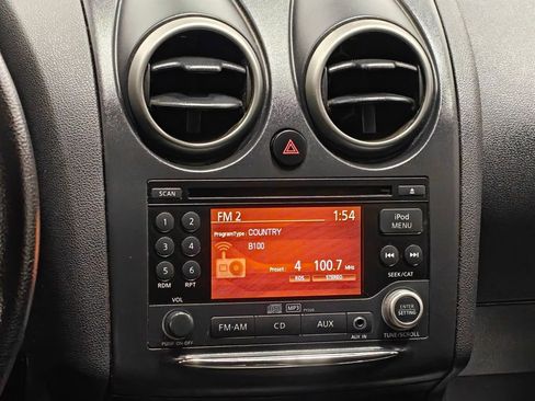 Used 2011 Nissan Rogue SV AWD/4WD image 6