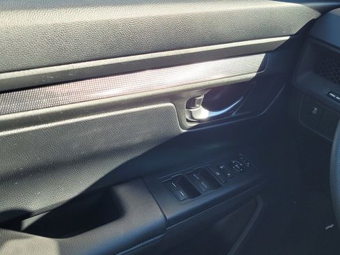 Used 2024 Honda CR-V EX image 30
