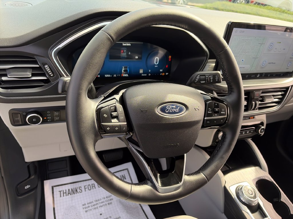 Used 2024 Ford Escape Platinum AWD/4WD image 19