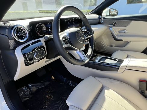 Certified 2025 Mercedes-Benz CLA 250 4MATIC image 17