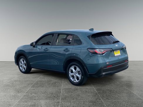 Used 2024 Honda HR-V LX image 3