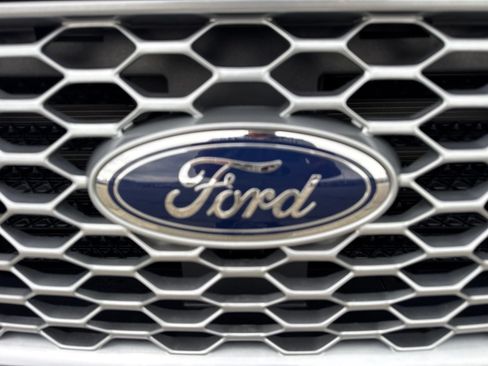Certified 2024 Ford Edge SEL w/ Convenience Package AWD/4WD image 13