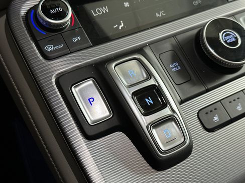 Used 2023 Hyundai Palisade Calligraphy image 22