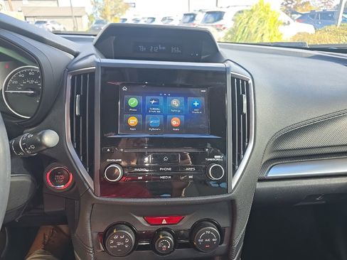 Used 2023 Subaru Forester Premium image 12